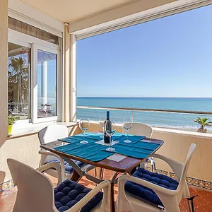 https://fantastic-views-on-the-beach-best-location-in-torremolinos.hotelsinnerja.org